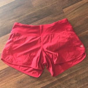 Lululemon Turbo shorts / size 4